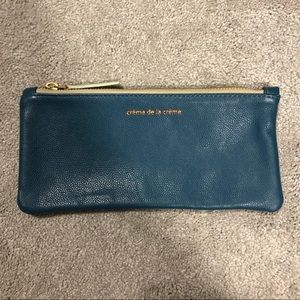 Creema de la creme pouch